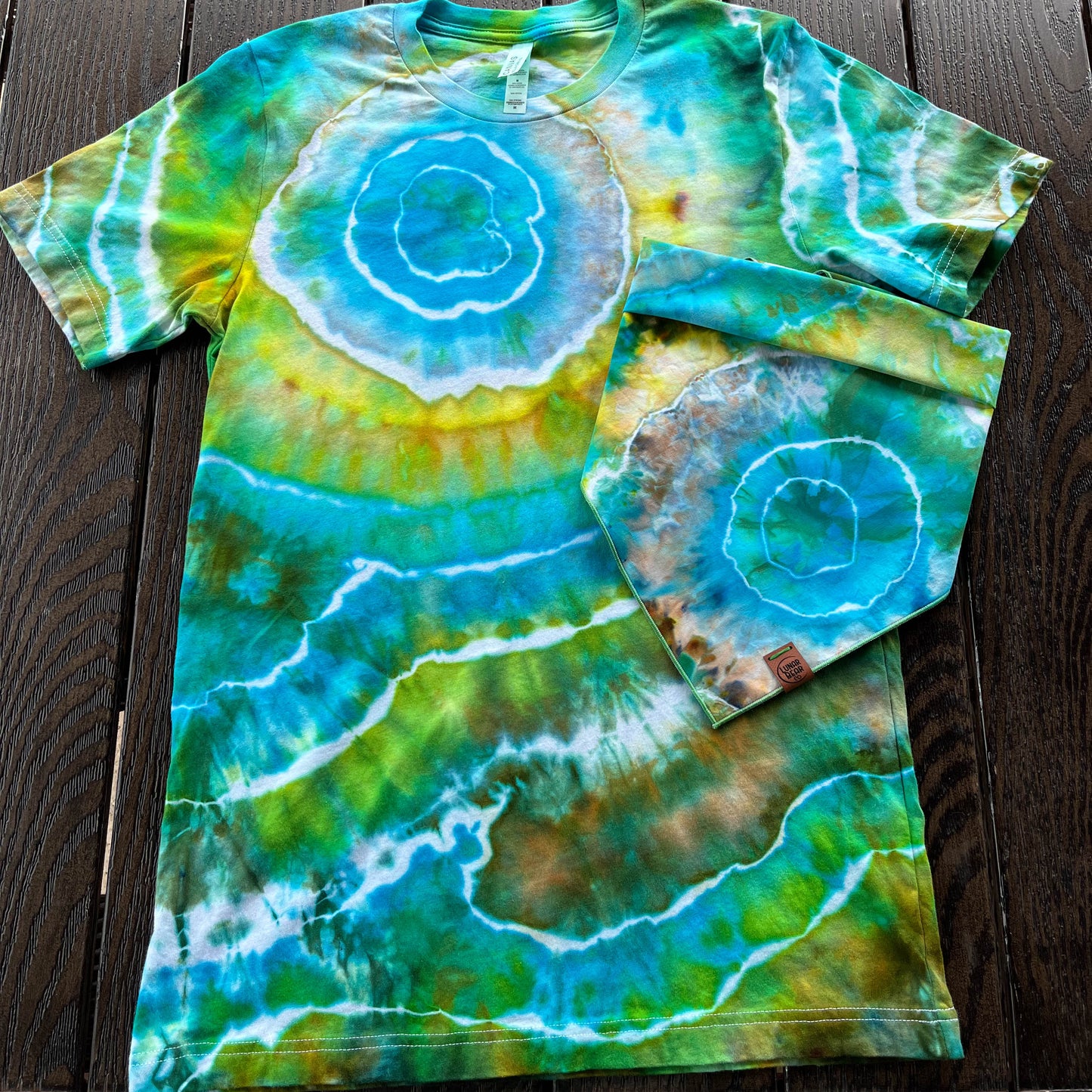 Geode M Shirt + L Bandana